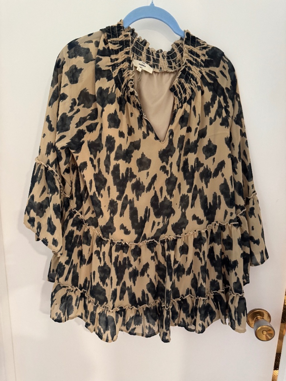 Entro leopard print blouse